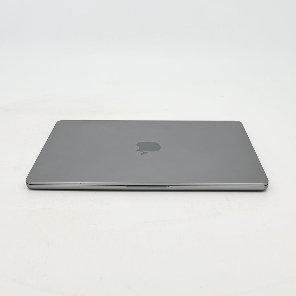 95新 Apple MacBook Air 22年 13寸 M2（8+8核） 8G RAM 512G SSD 深空灰色
