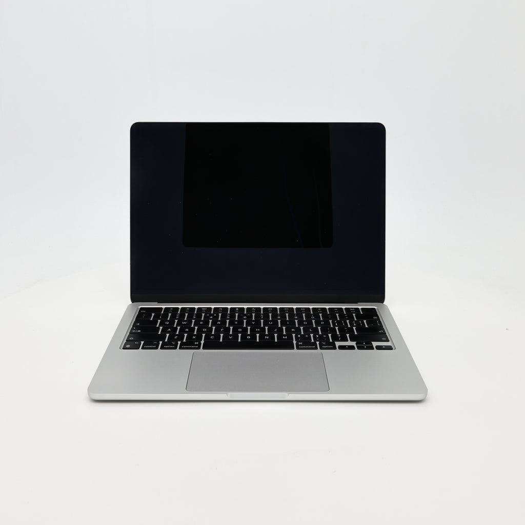 95新 Apple MacBook Air 22年 13寸 M2（8+8核） 8G RAM 256G SSD 銀色