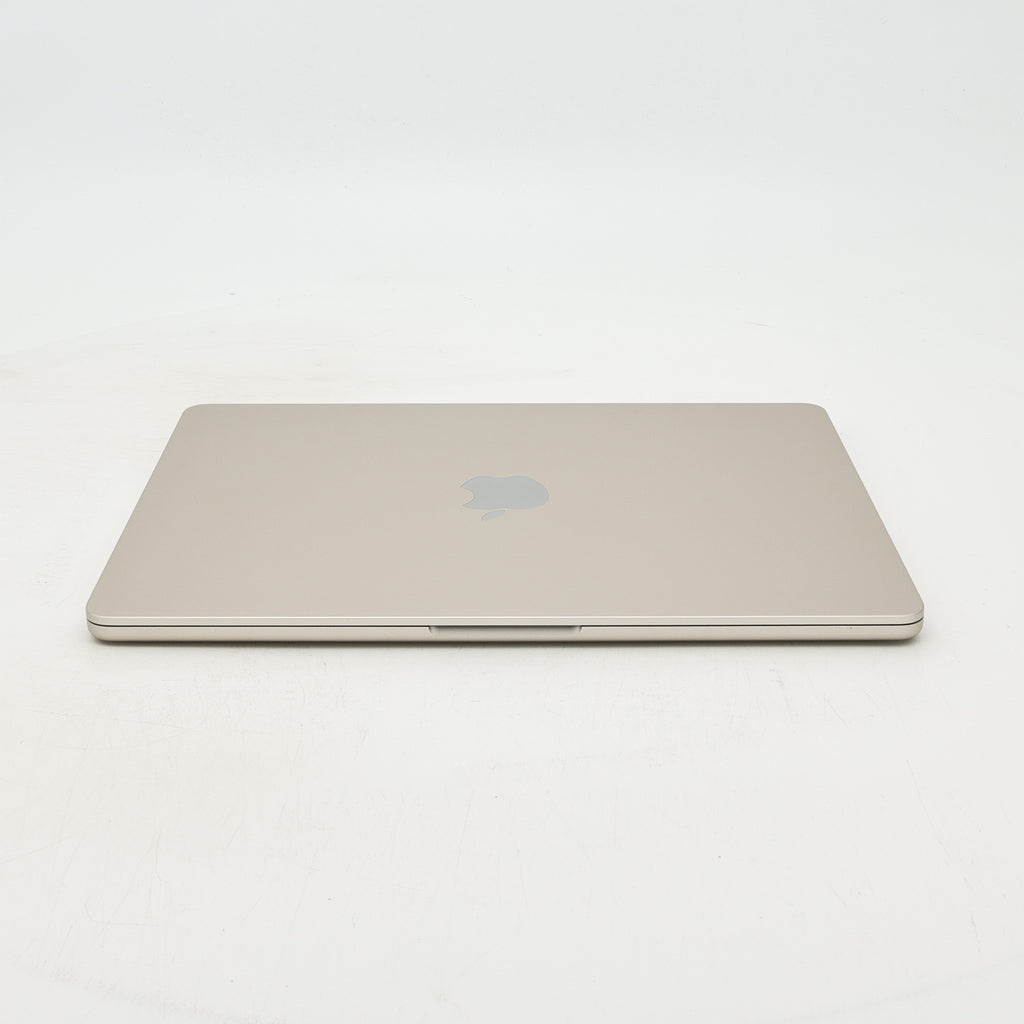 95新 Apple MacBook Air 22年 13寸 M2（8+8核） 8G RAM 256G SSD 星光色