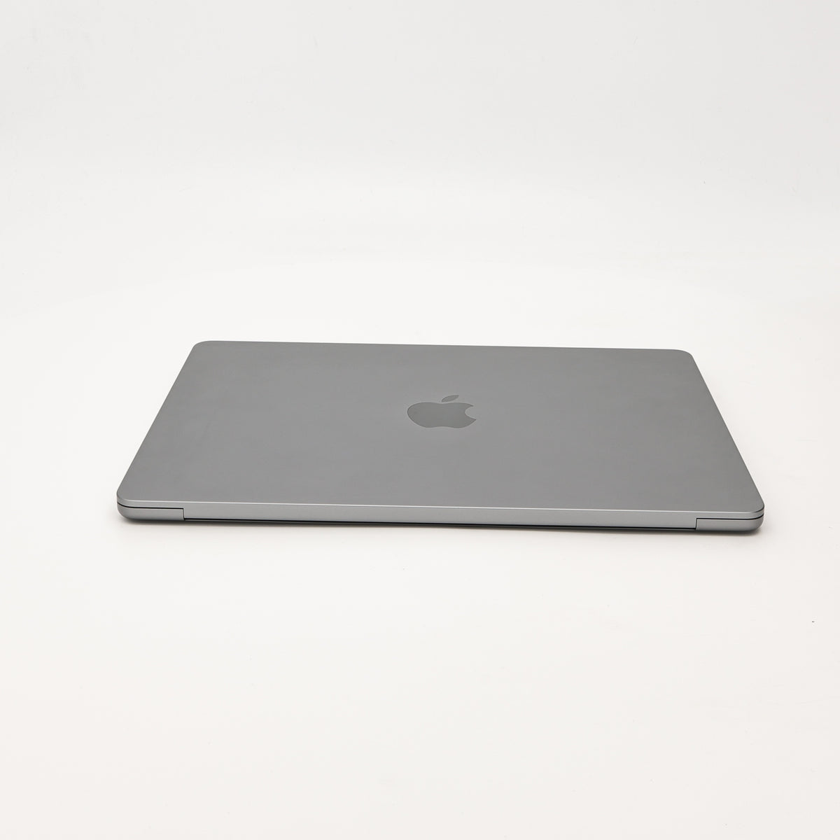 99新 Apple MacBook Air 22年 13寸 M2（8+8核） 16G RAM 256G SSD 深空灰色