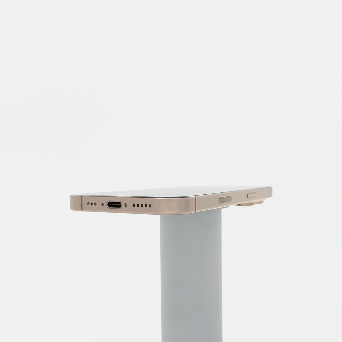 95新 Apple iPhone 16 Pro 128G 沙漠色鈦金屬 中國大陸版