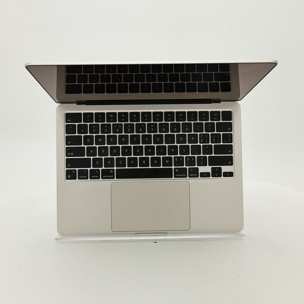 95新 Apple MacBook Air 22年 13寸 M2（8+8核） 8G RAM 256G SSD 星光色