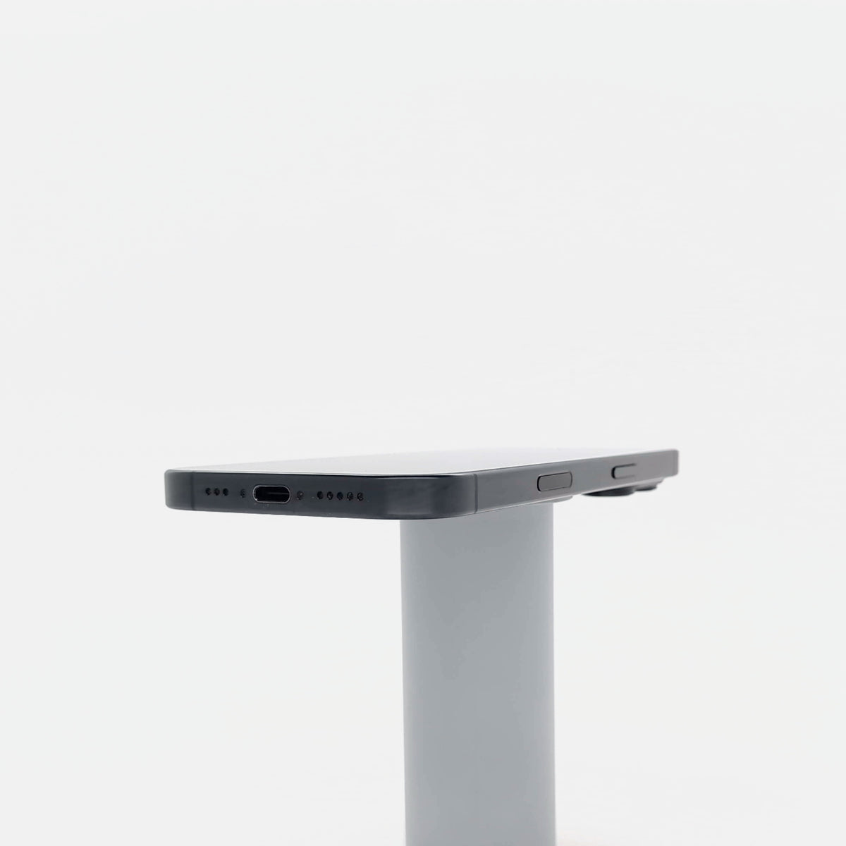 95新 Apple iPhone 16 Pro 128G 黑色鈦金屬 中國大陸版