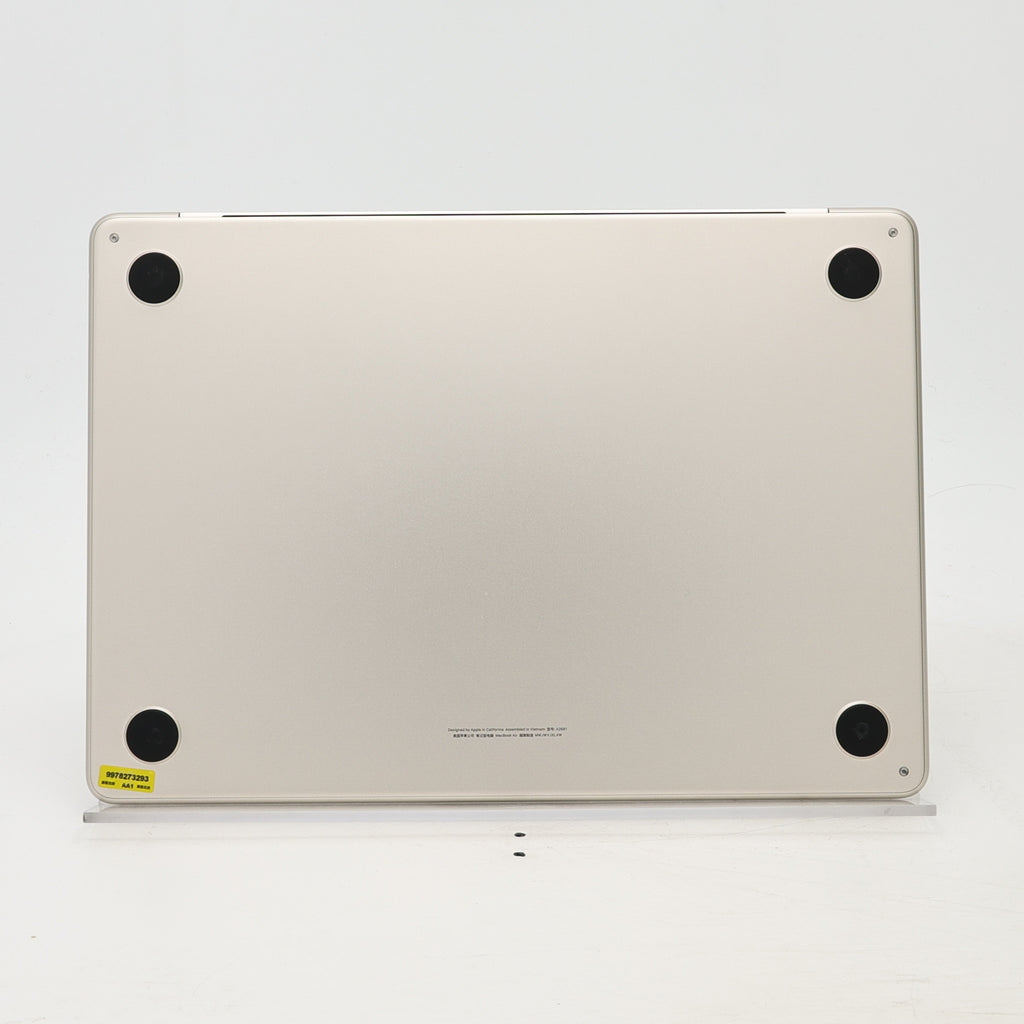 95新 Apple MacBook Air 22年 13寸 M2（8+8核） 8G RAM 256G SSD 星光色