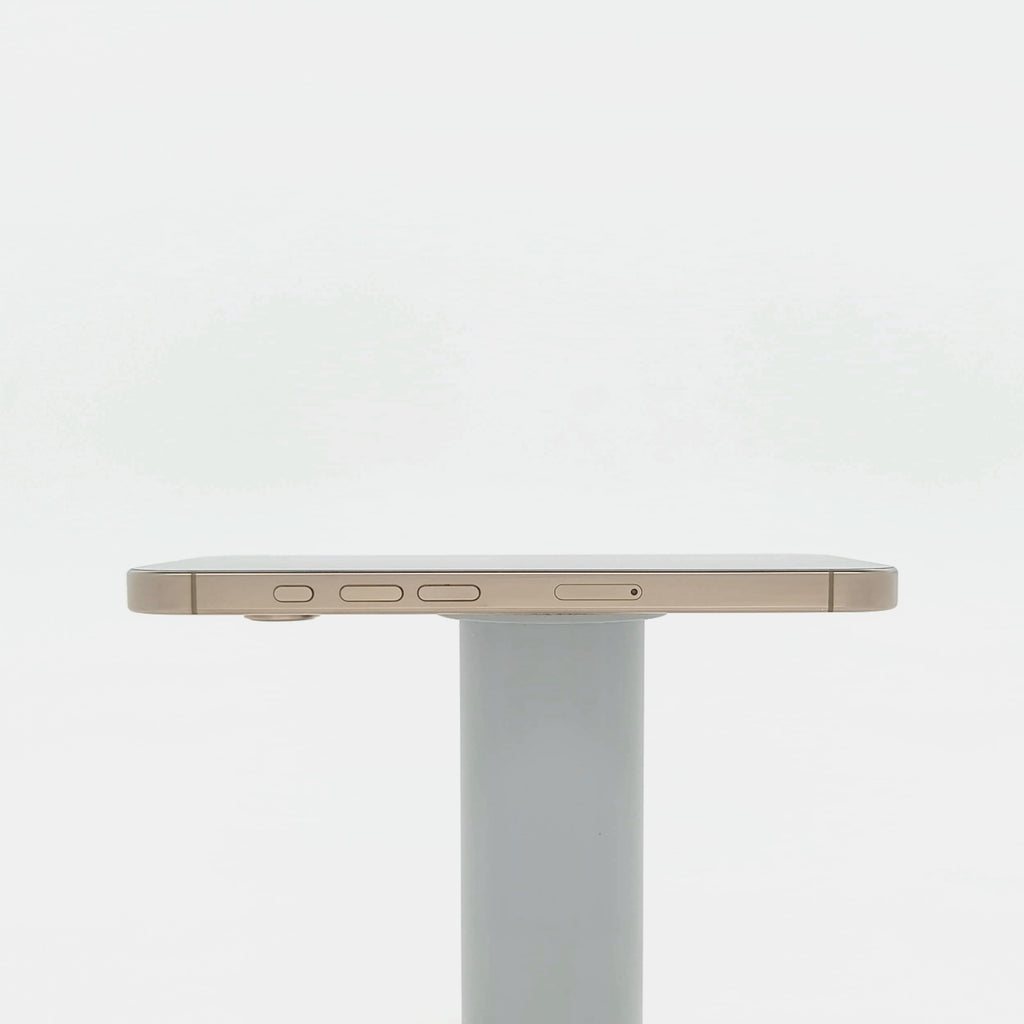 95新 Apple iPhone 16 Pro 128G 沙漠色鈦金屬 中國大陸版