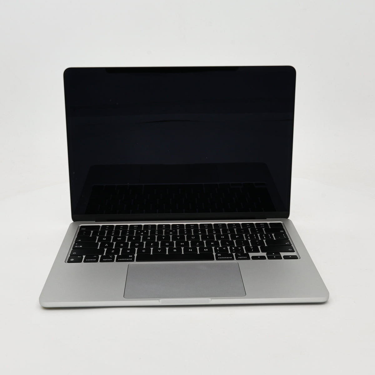 95新 Apple MacBook Air 22年 13寸 M2（8+8核） 8G RAM 256G SSD 銀色
