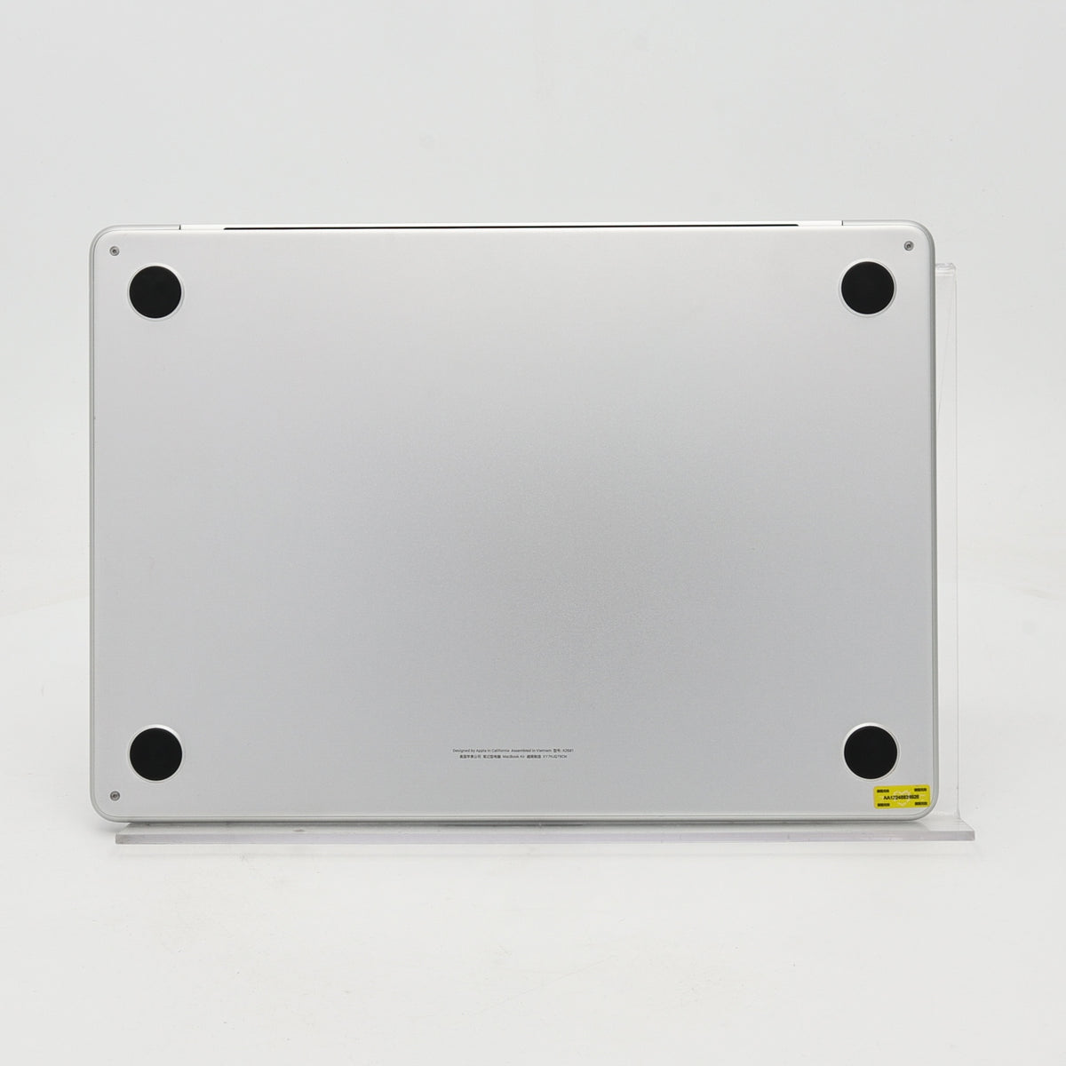 95新 Apple MacBook Air 22年 13寸 M2（8+8核） 8G RAM 256G SSD 銀色