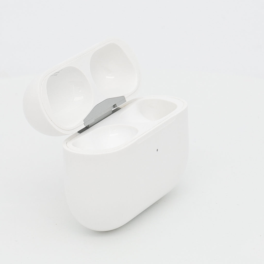 99新 Apple AirPods Pro 2 充电仓 白色