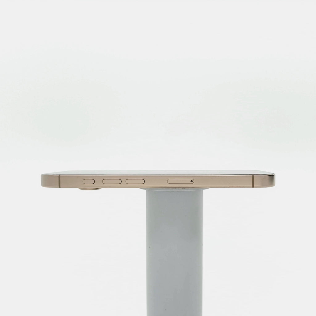 95新 Apple iPhone 16 Pro 128G 沙漠色鈦金屬 中國大陸版