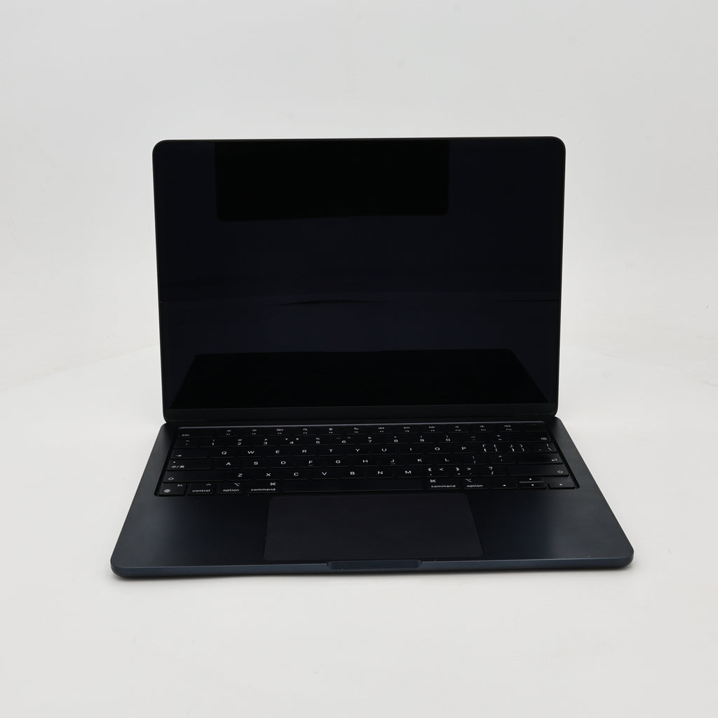 95新 Apple MacBook Air 22年 13寸 M2（8+10核） 8G RAM 512G SSD 午夜色