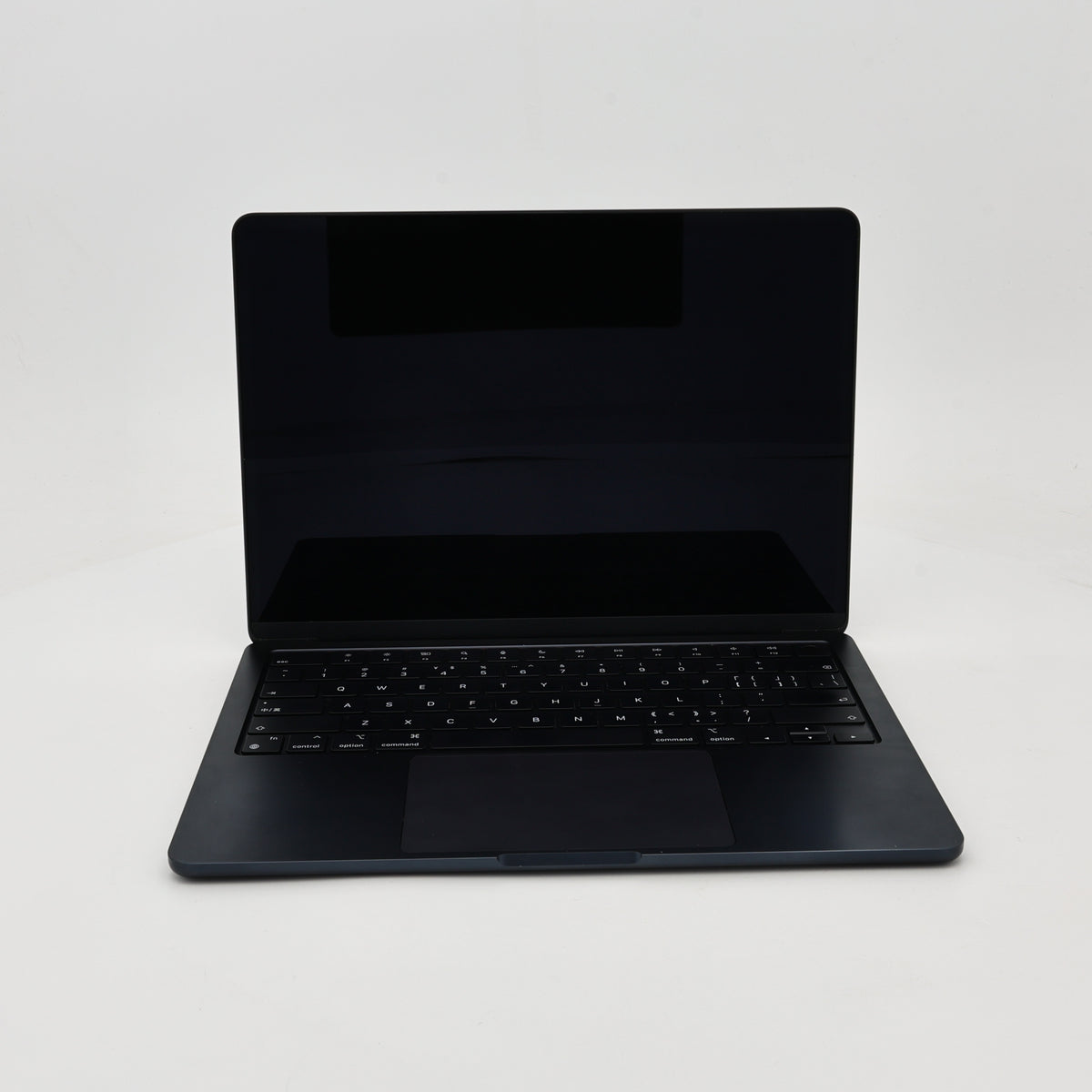 95新 Apple MacBook Air 22年 13寸 M2（8+10核） 8G RAM 512G SSD 午夜色