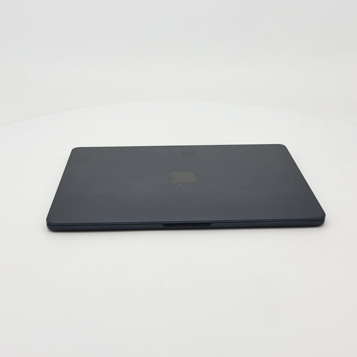 95新 Apple MacBook Air 22年 13寸 M2（8+10核） 8G RAM 512G SSD 午夜色
