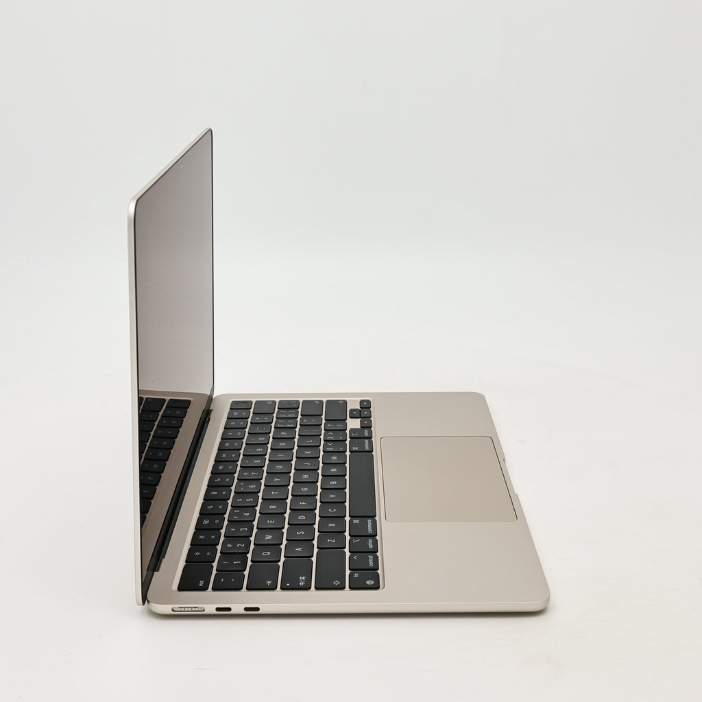 95新 Apple MacBook Air 22年 13寸 M2（8+10核） 8G RAM 512G SSD 星光色