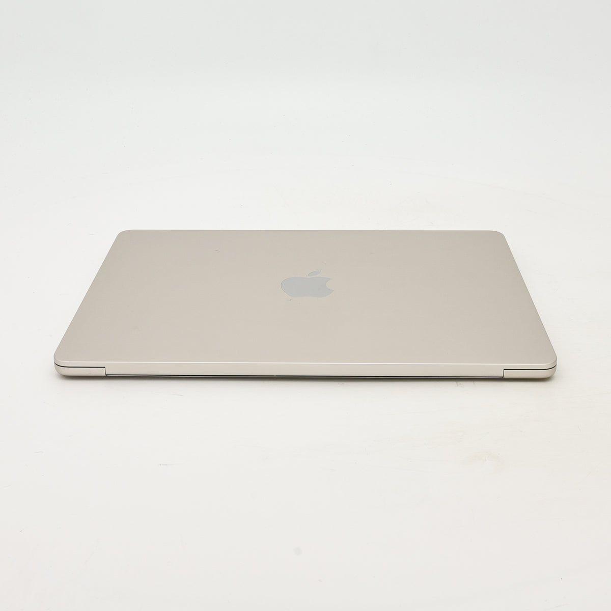95新 Apple MacBook Air 22年 13寸 M2（8+10核） 8G RAM 512G SSD 星光色