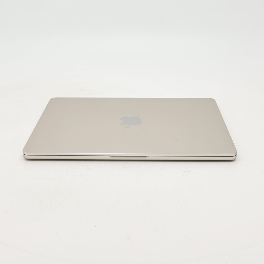 95新 Apple MacBook Air 22年 13寸 M2（8+10核） 8G RAM 512G SSD 星光色