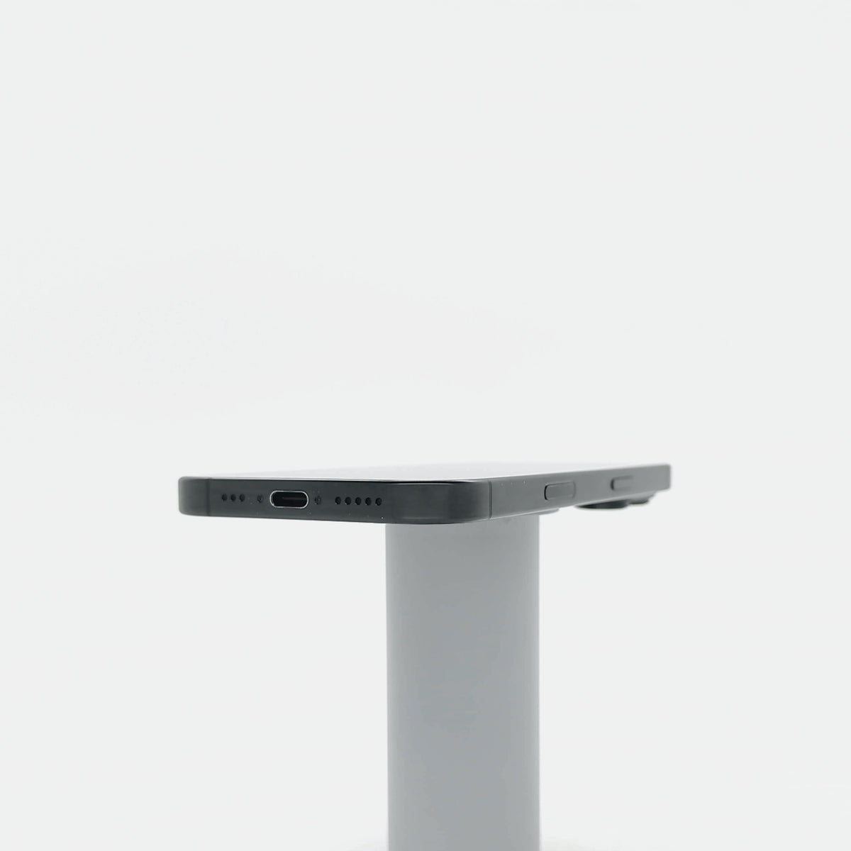 95新 Apple iPhone 16 Pro 128G 黑色鈦金屬 中國大陸版
