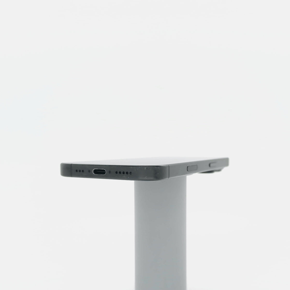95新 Apple iPhone 16 Pro 128G 黑色鈦金屬 中國大陸版