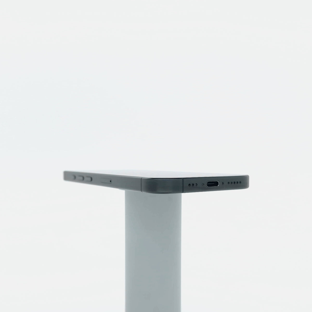 95新 Apple iPhone 16 Pro 128G 黑色鈦金屬 中國大陸版