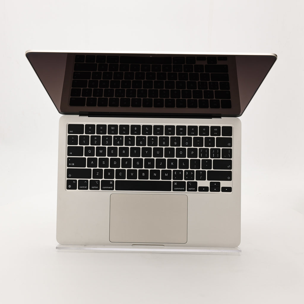 95新 Apple MacBook Air 22年 13寸 M2（8+8核） 8G RAM 256G SSD 星光色