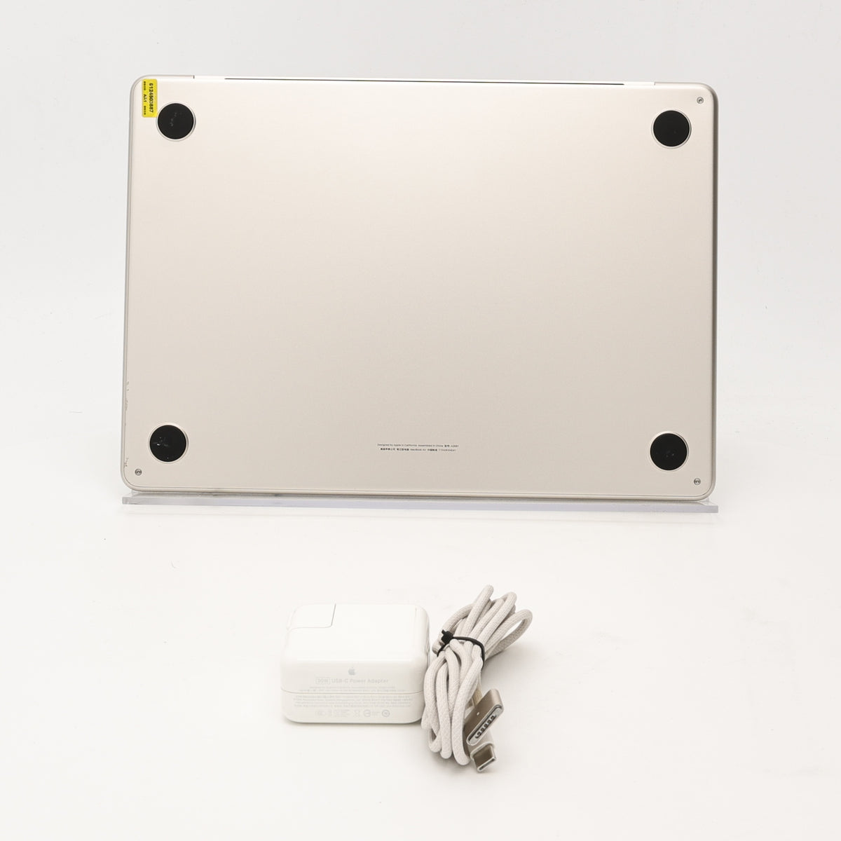 95新 Apple MacBook Air 22年 13寸 M2（8+8核） 8G RAM 256G SSD 星光色