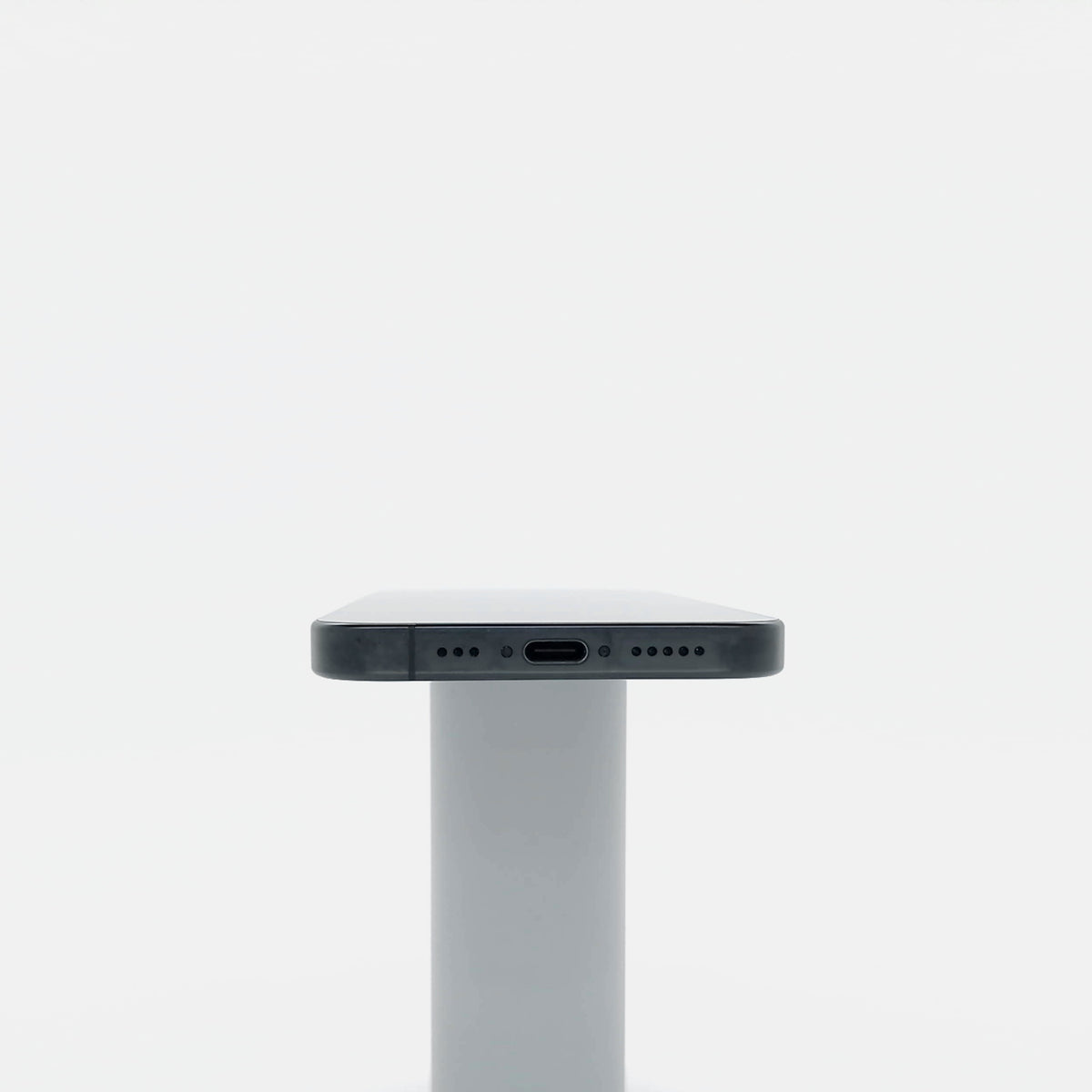 95新 Apple iPhone 16 Pro 128G 黑色鈦金屬 中國大陸版