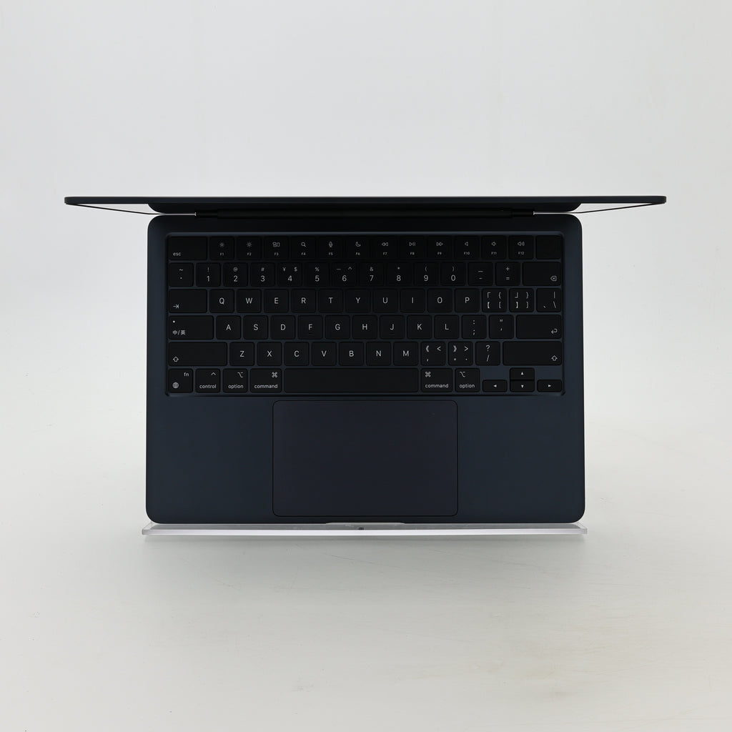 99新 Apple MacBook Air 22年 13寸 M2（8+8核） 8G RAM 256G SSD 午夜色