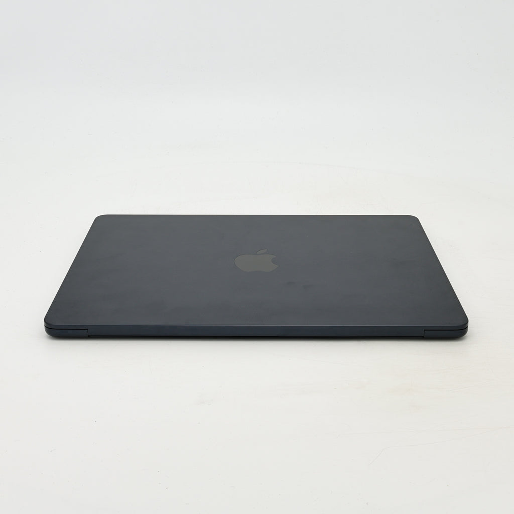 99新 Apple MacBook Air 22年 13寸 M2（8+8核） 8G RAM 256G SSD 午夜色