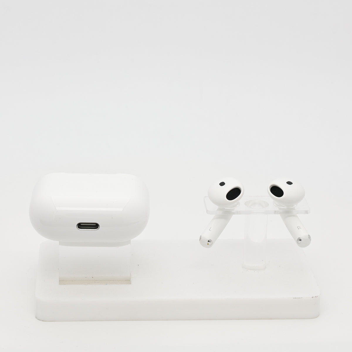 99新 Apple AirPods 4 (不支持主动降噪) 白色