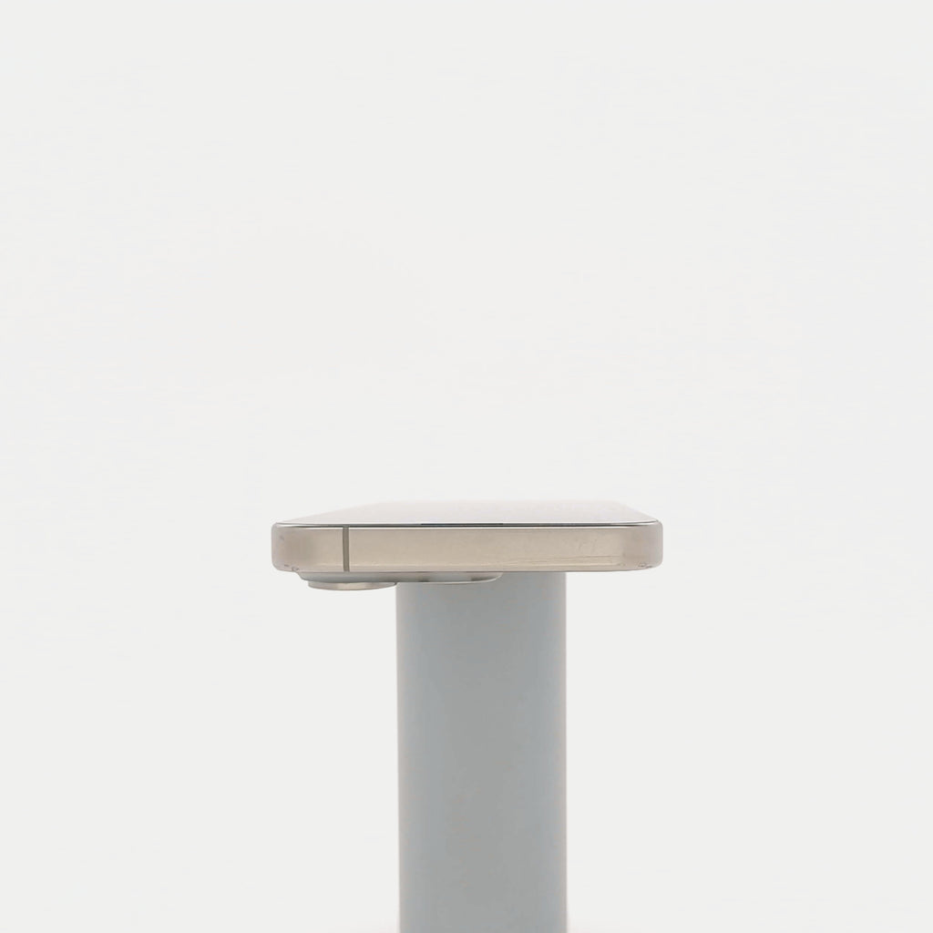 95新 Apple iPhone 15 Pro 1T 原色鈦金屬 中國大陸版