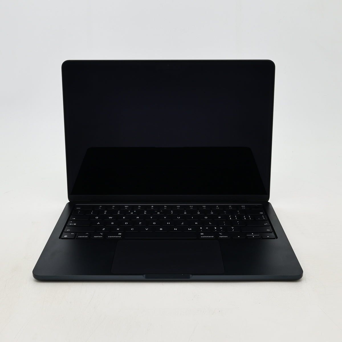 95新 Apple MacBook Air 22年 13寸 M2（8+8核） 8G RAM 256G SSD 午夜色