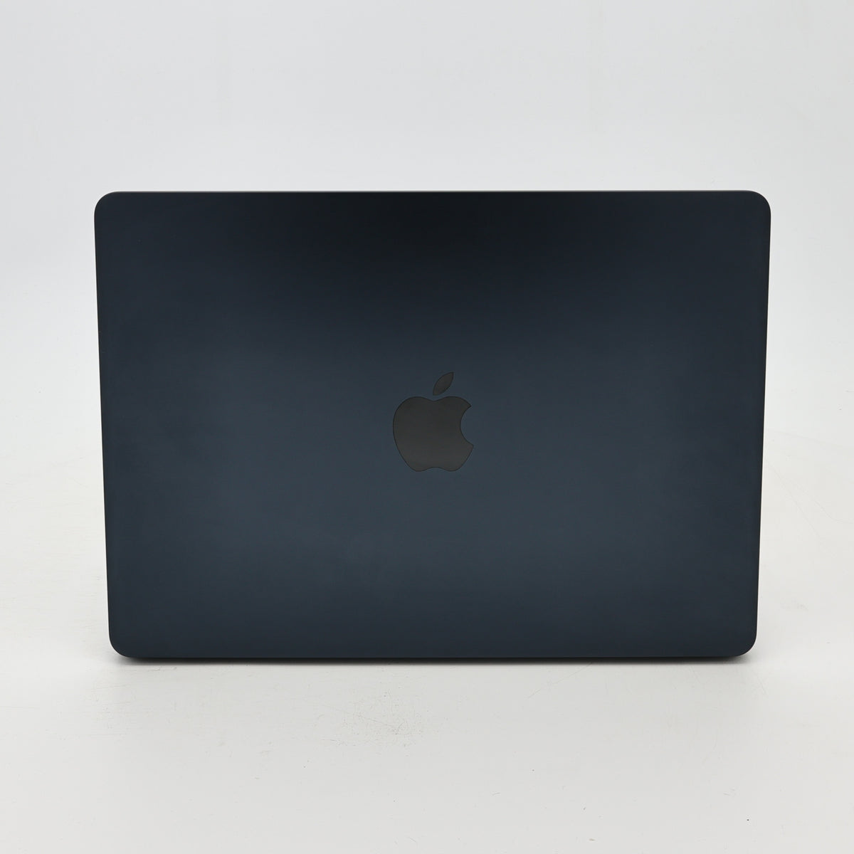 95新 Apple MacBook Air 22年 13寸 M2（8+8核） 8G RAM 256G SSD 午夜色