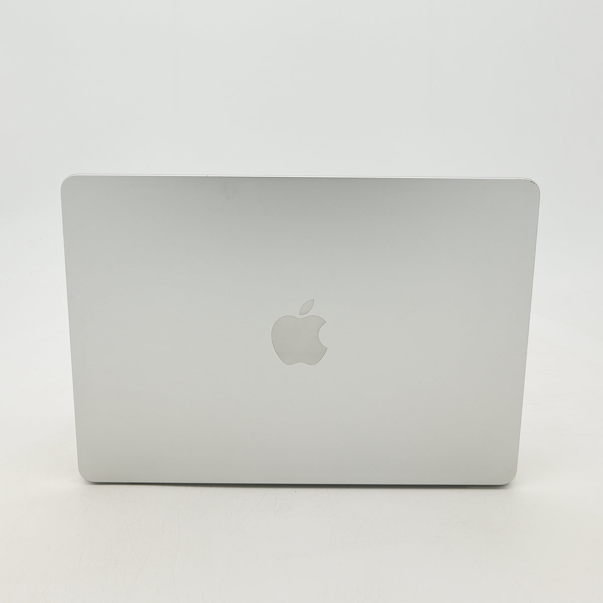 95新 Apple MacBook Air 22年 13寸 M2（8+8核） 8G RAM 256G SSD 銀色