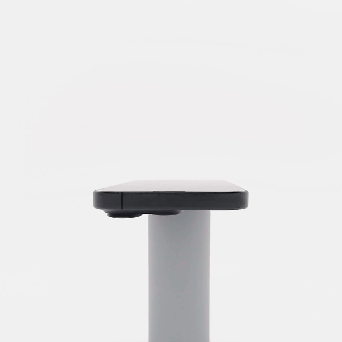 95新 Apple iPhone 16 Pro 128G 黑色鈦金屬 中國大陸版