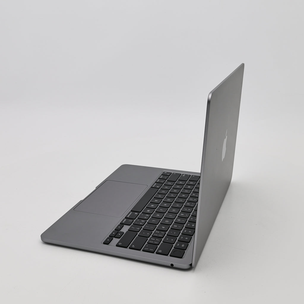 95新 Apple MacBook Air 22年 13寸 M2（8+8核） 8G RAM 256G SSD 深空灰色