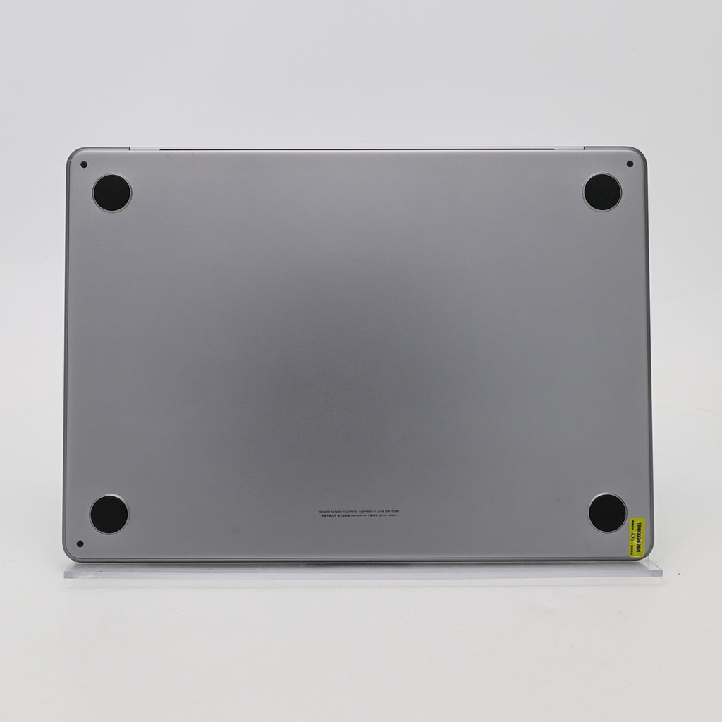 95新 Apple MacBook Air 22年 13寸 M2（8+8核） 8G RAM 256G SSD 深空灰色
