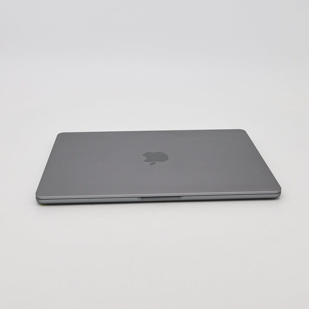 95新 Apple MacBook Air 22年 13寸 M2（8+8核） 8G RAM 256G SSD 深空灰色