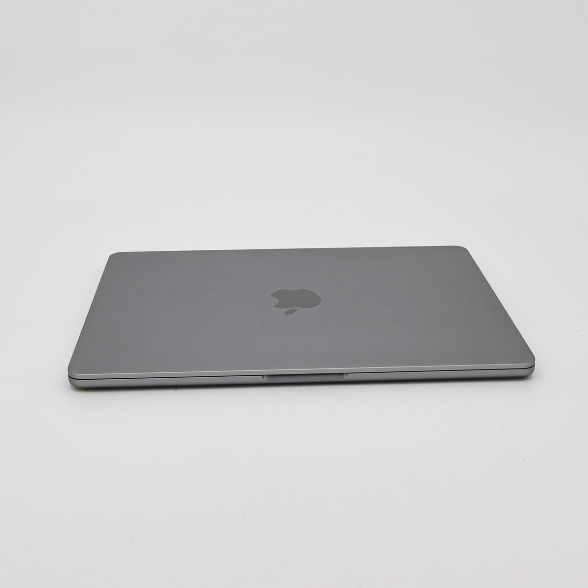 95新 Apple MacBook Air 22年 13寸 M2（8+8核） 8G RAM 256G SSD 深空灰色
