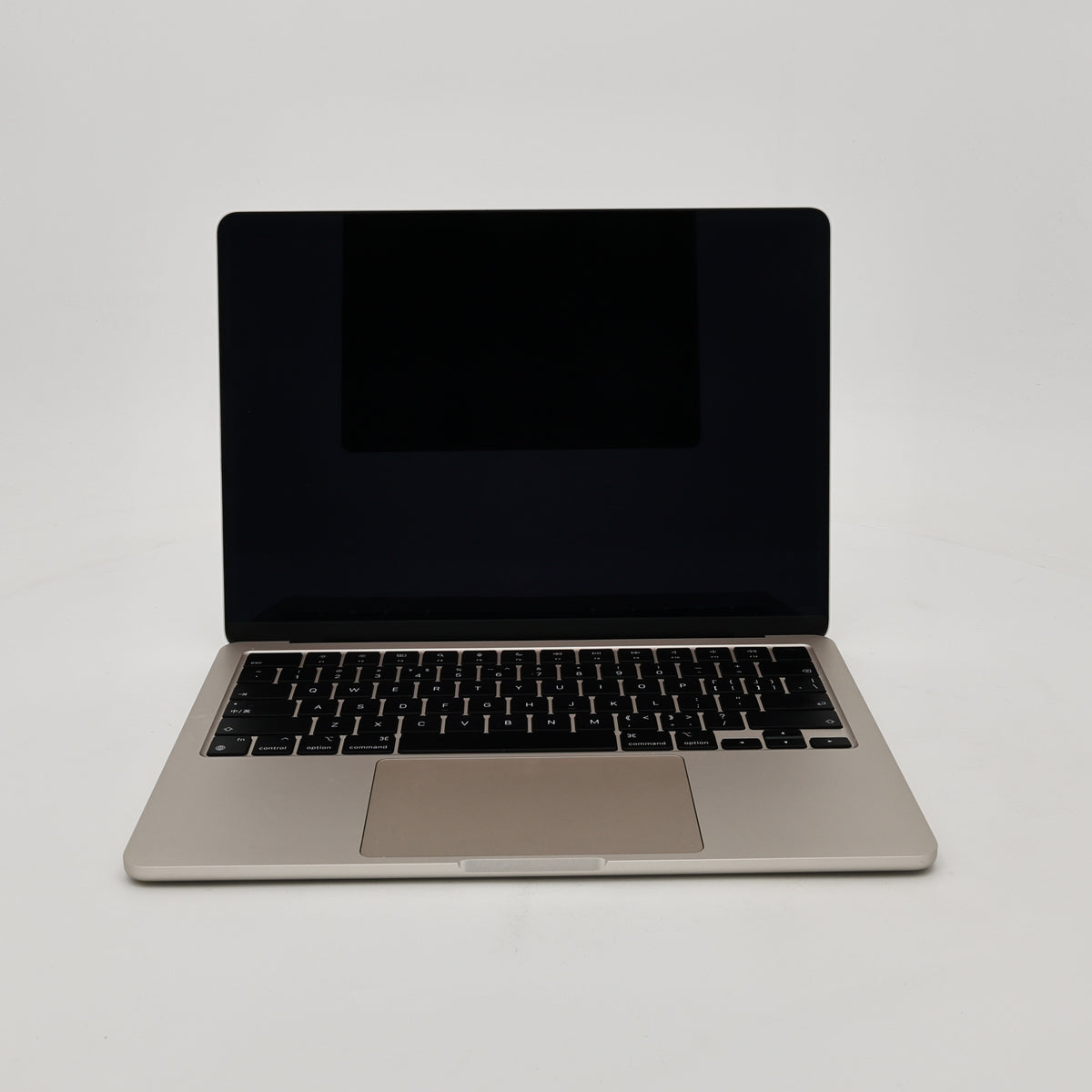 95新 Apple MacBook Air 22年 13寸 M2（8+8核） 8G RAM 512G SSD 星光色