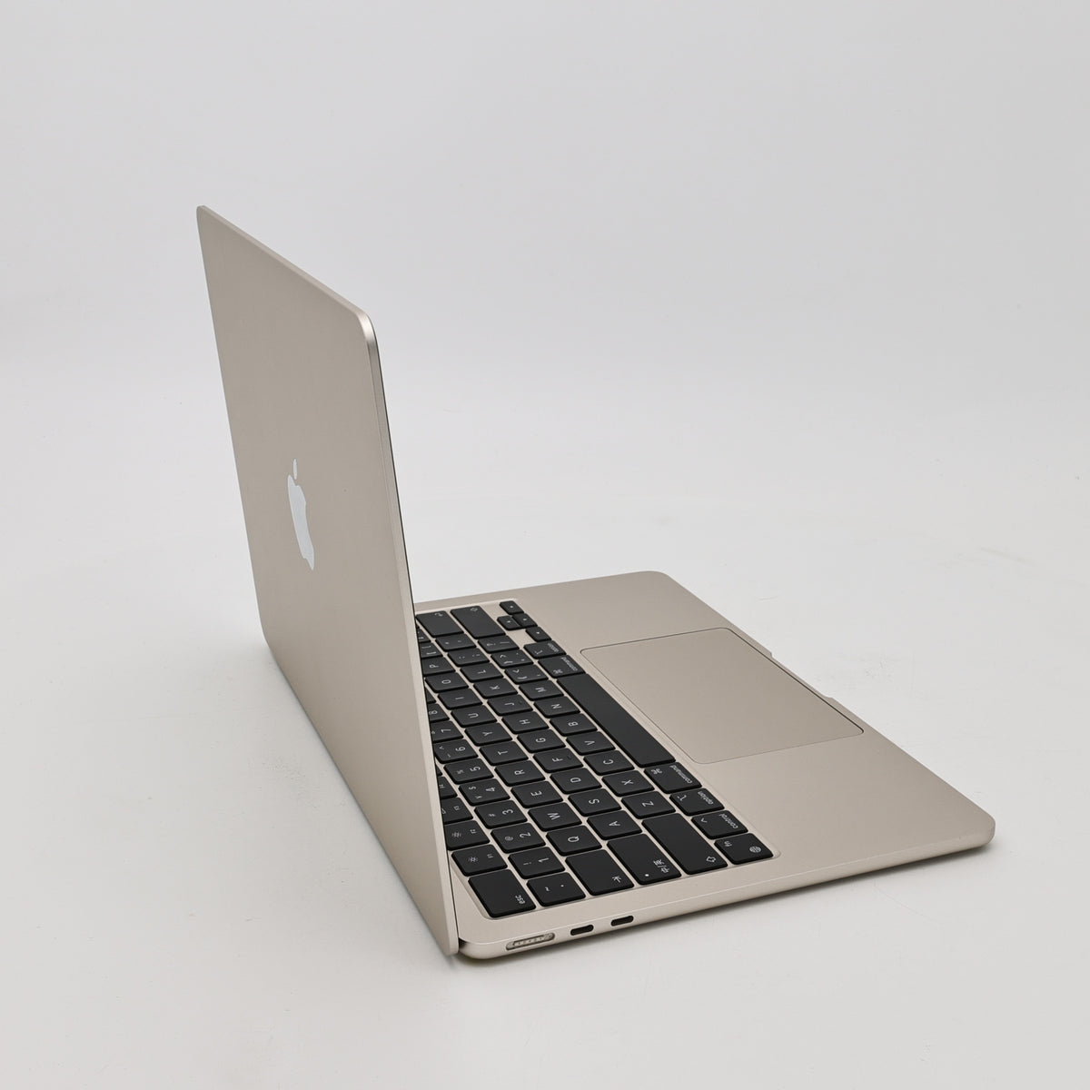 95新 Apple MacBook Air 22年 13寸 M2（8+10核） 8G RAM 512G SSD 星光色