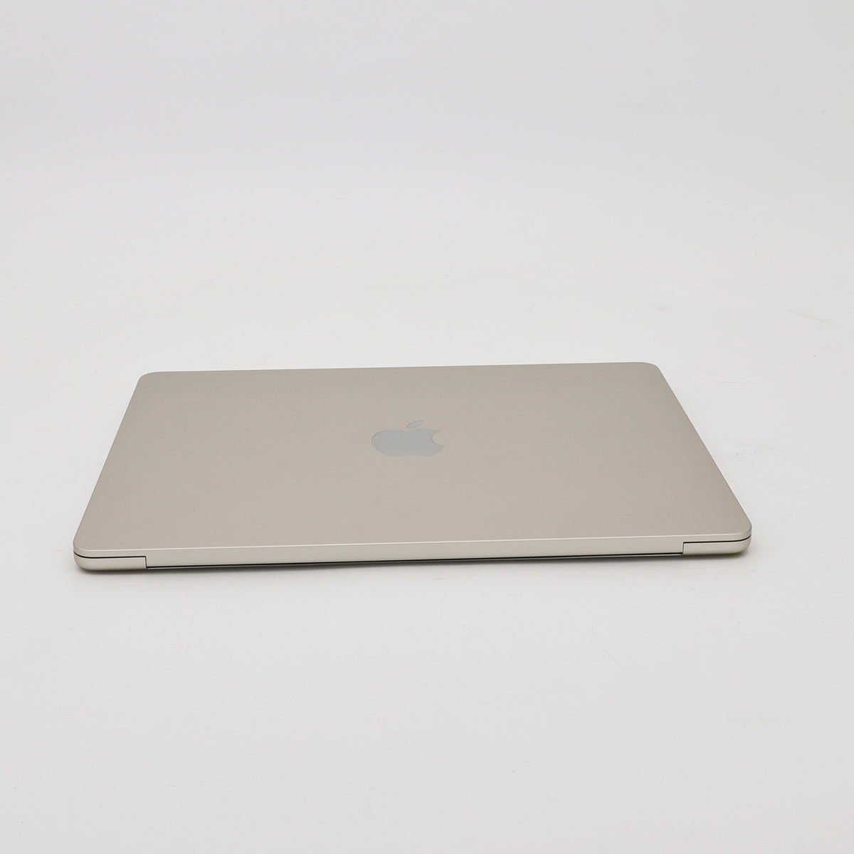 95新 Apple MacBook Air 22年 13寸 M2（8+10核） 8G RAM 512G SSD 星光色