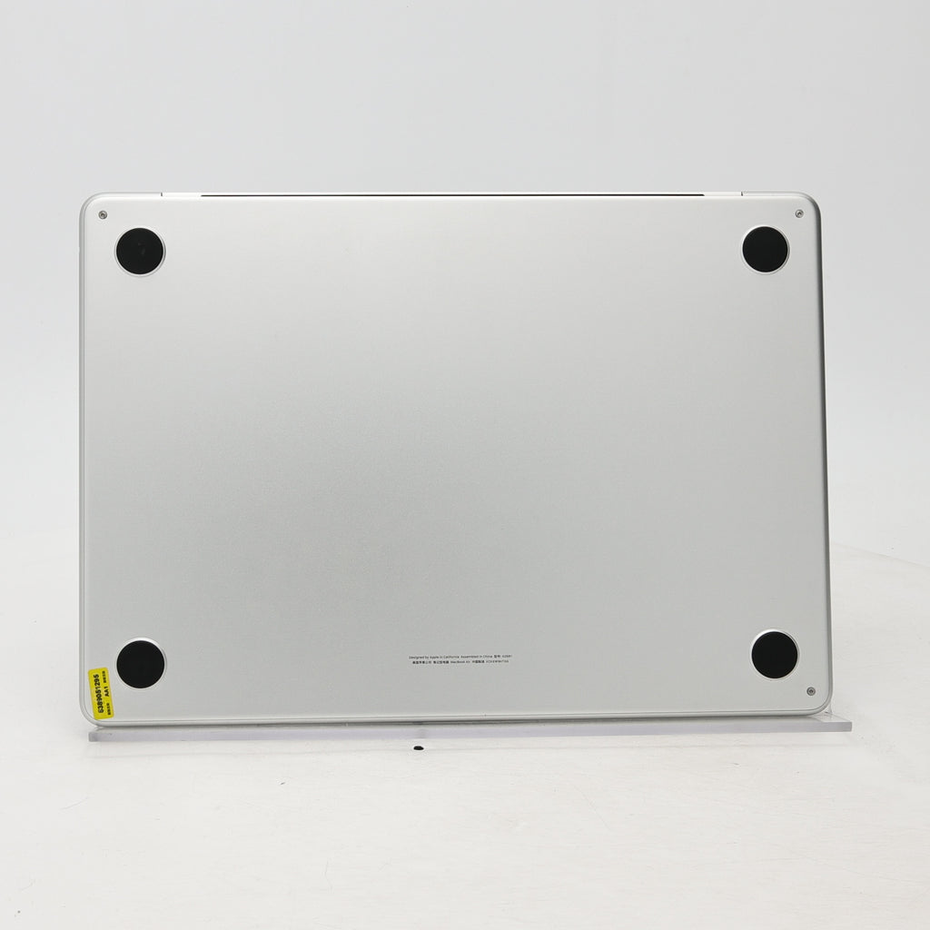95新 Apple MacBook Air 22年 13寸 M2（8+8核） 8G RAM 256G SSD 銀色