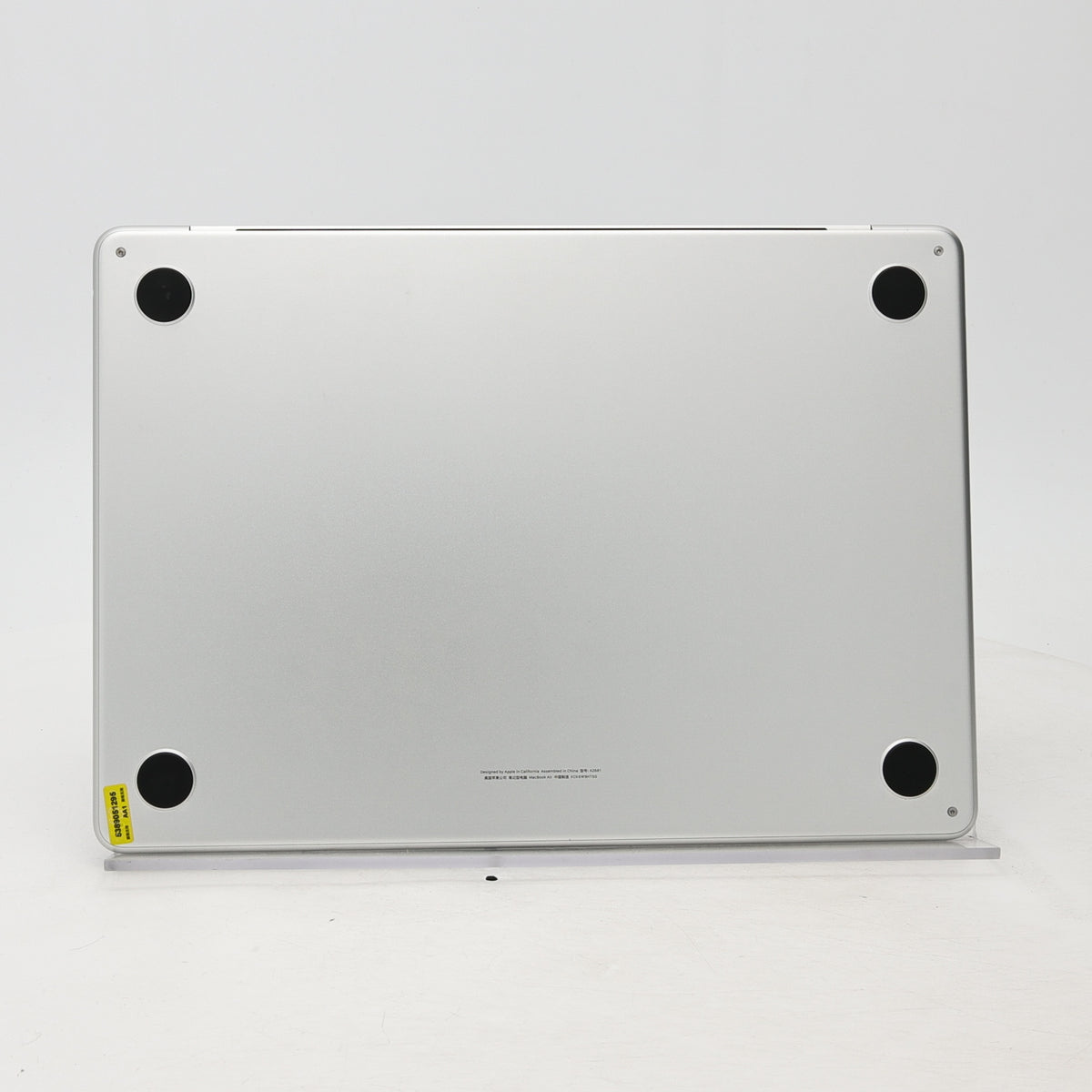 95新 Apple MacBook Air 22年 13寸 M2（8+8核） 8G RAM 256G SSD 銀色