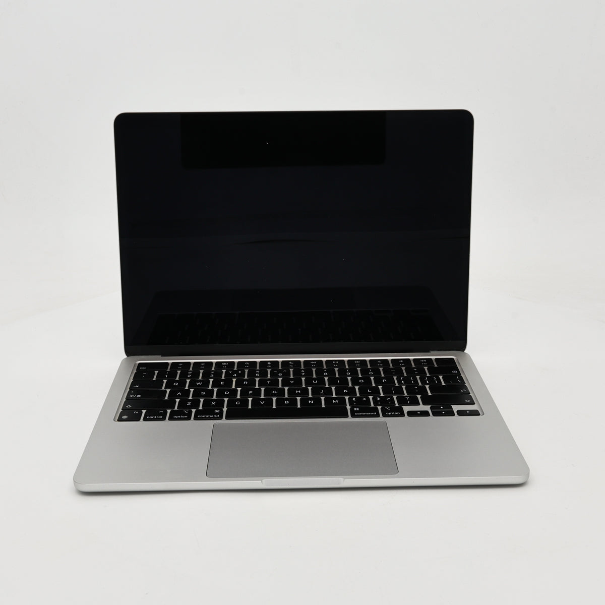 95新 Apple MacBook Air 22年 13寸 M2（8+8核） 8G RAM 256G SSD 銀色