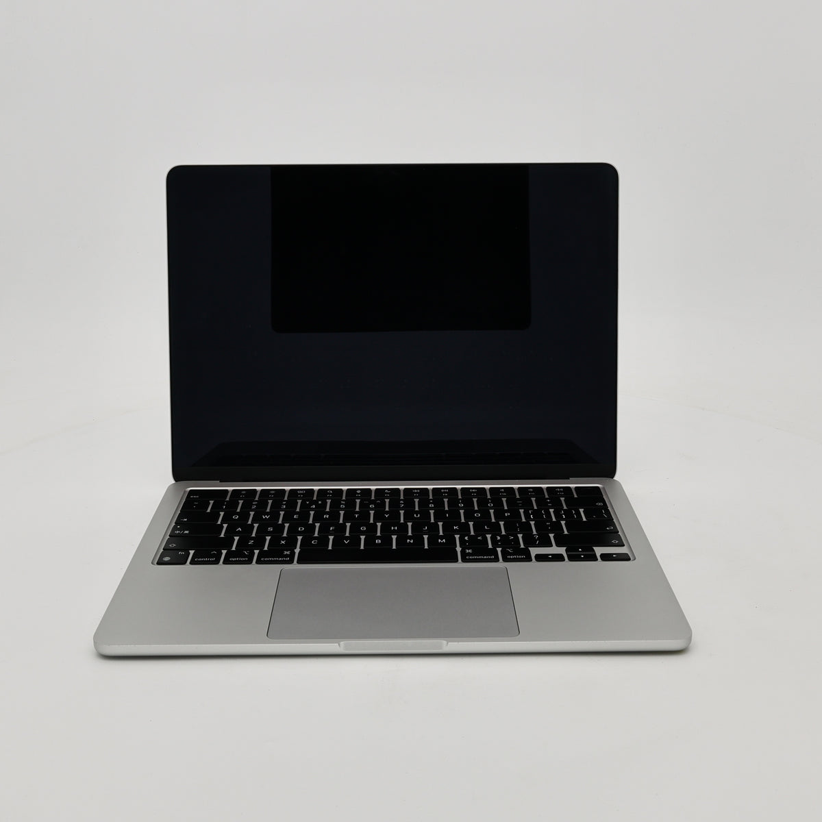 95新 Apple MacBook Air 22年 13寸 M2（8+8核） 8G RAM 256G SSD 銀色