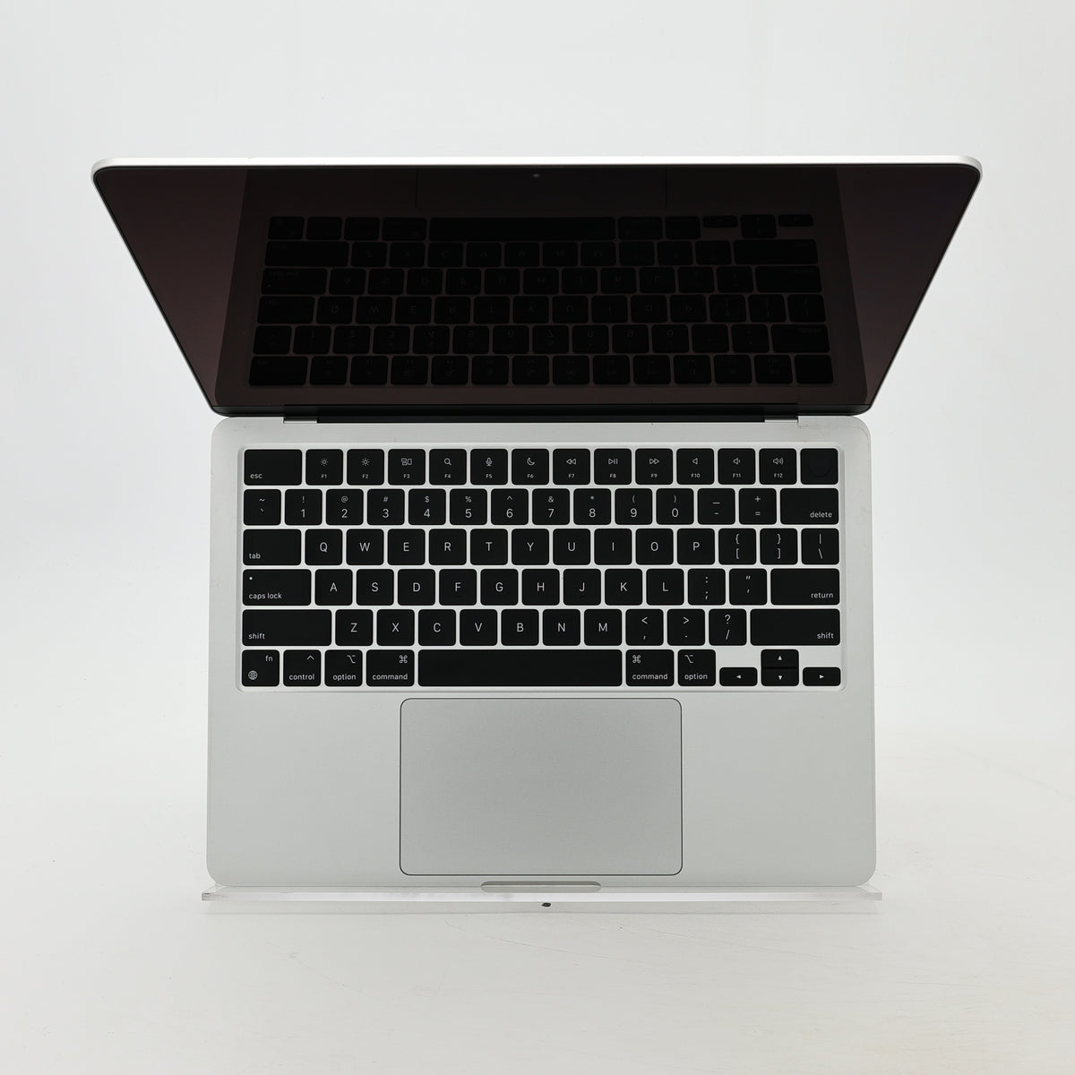 95新 Apple MacBook Air 22年 13寸 M2（8+8核） 8G RAM 256G SSD 銀色