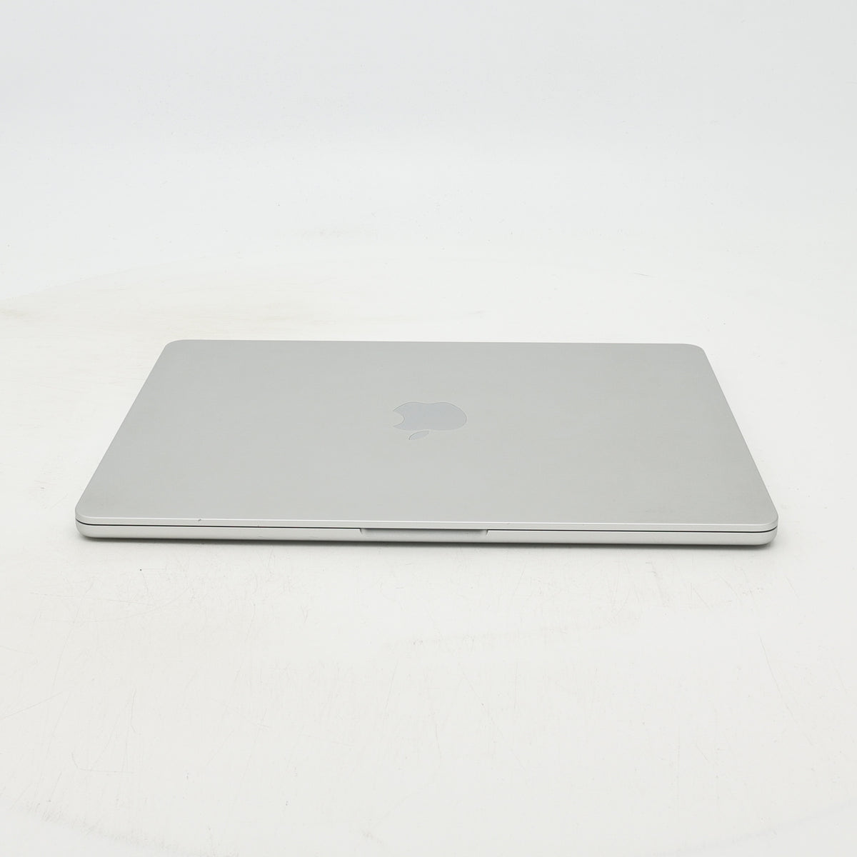95新 Apple MacBook Air 22年 13寸 M2（8+8核） 8G RAM 256G SSD 銀色