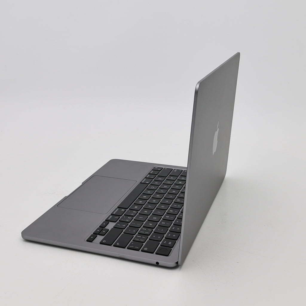 95新 Apple MacBook Air 22年 13寸 M2（8+8核） 8G RAM 256G SSD 深空灰色
