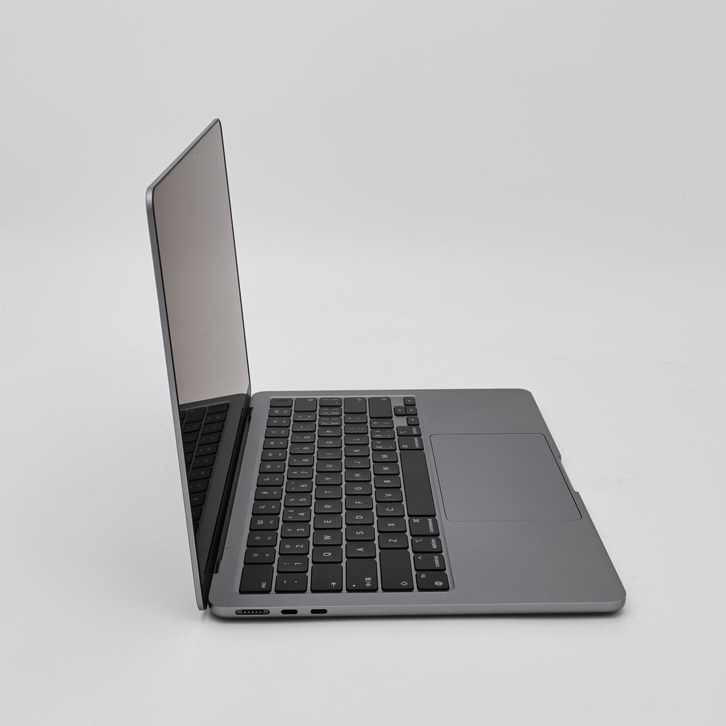 95新 Apple MacBook Air 22年 13寸 M2（8+8核） 8G RAM 256G SSD 深空灰色
