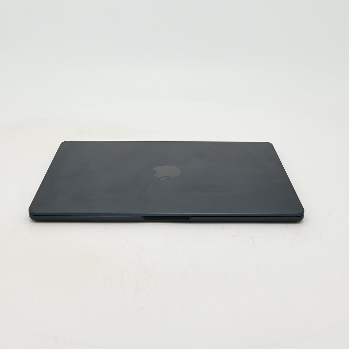 95新 Apple MacBook Air 22年 13寸 M2（8+8核） 8G RAM 256G SSD 午夜色
