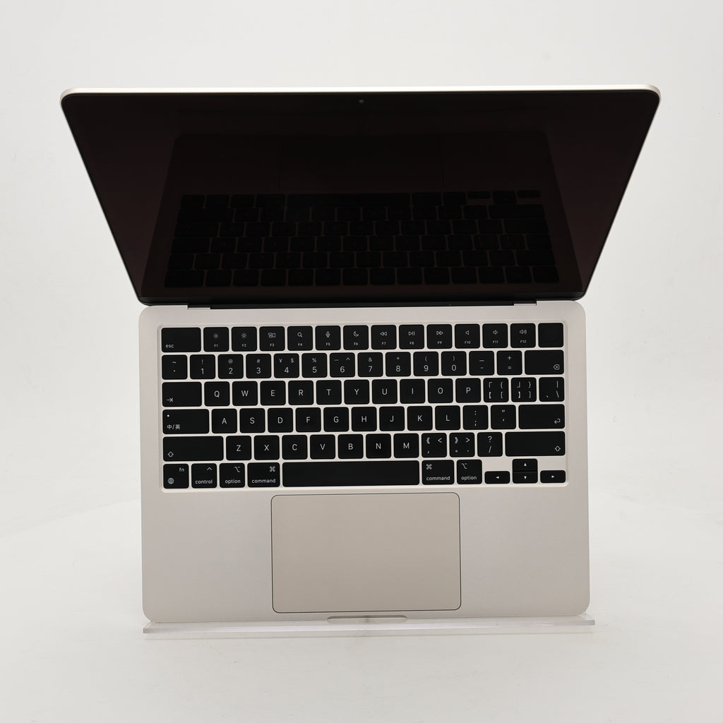 95新 Apple MacBook Air 22年 13寸 M2（8+8核） 8G RAM 256G SSD 星光色